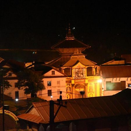 Kailash Kuti Inn Катманду Екстериор снимка