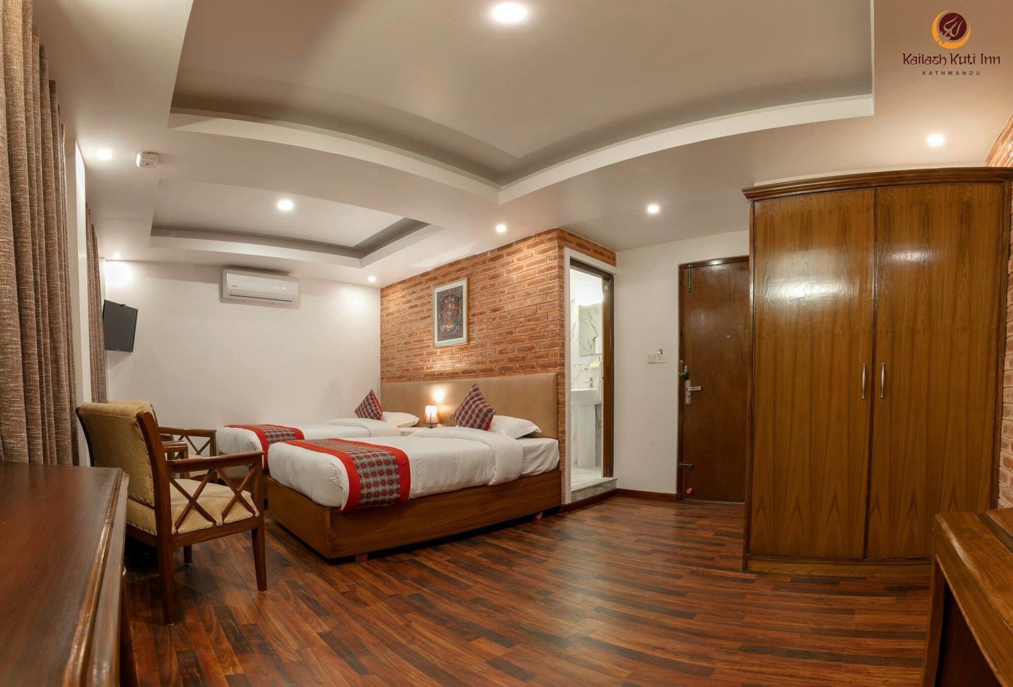 Kailash Kuti Inn Катманду Екстериор снимка